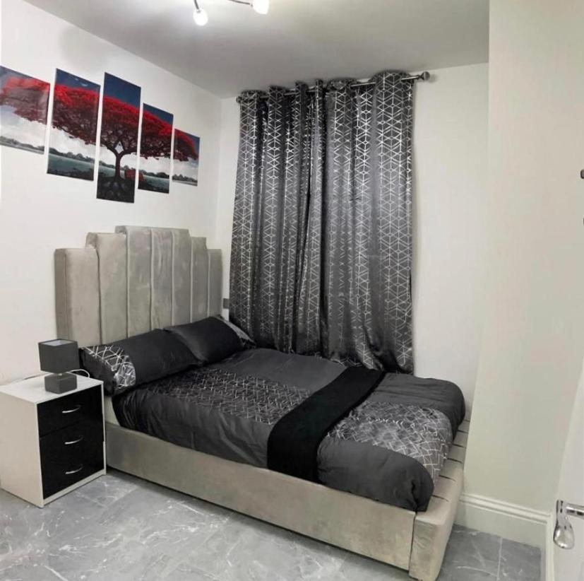 Entire 5 Star Luxury Whalley House Wifi Tv Luxury Burnley Exteriör bild